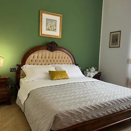 B&B Lavania